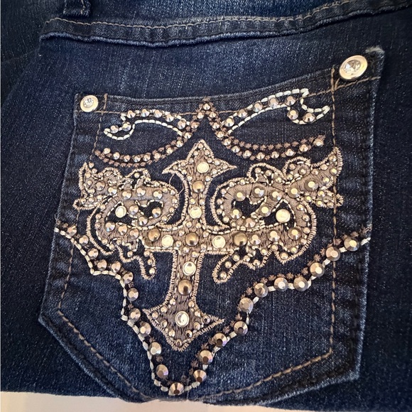 One Zone Chic Embellished Jeans Size 8 - Picture 9 of 16